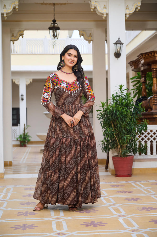 🥢💃🏿👗💌 Abhijaa Launching Navratri Special Gamathi Work Gown 🥢👗💌💃🏿